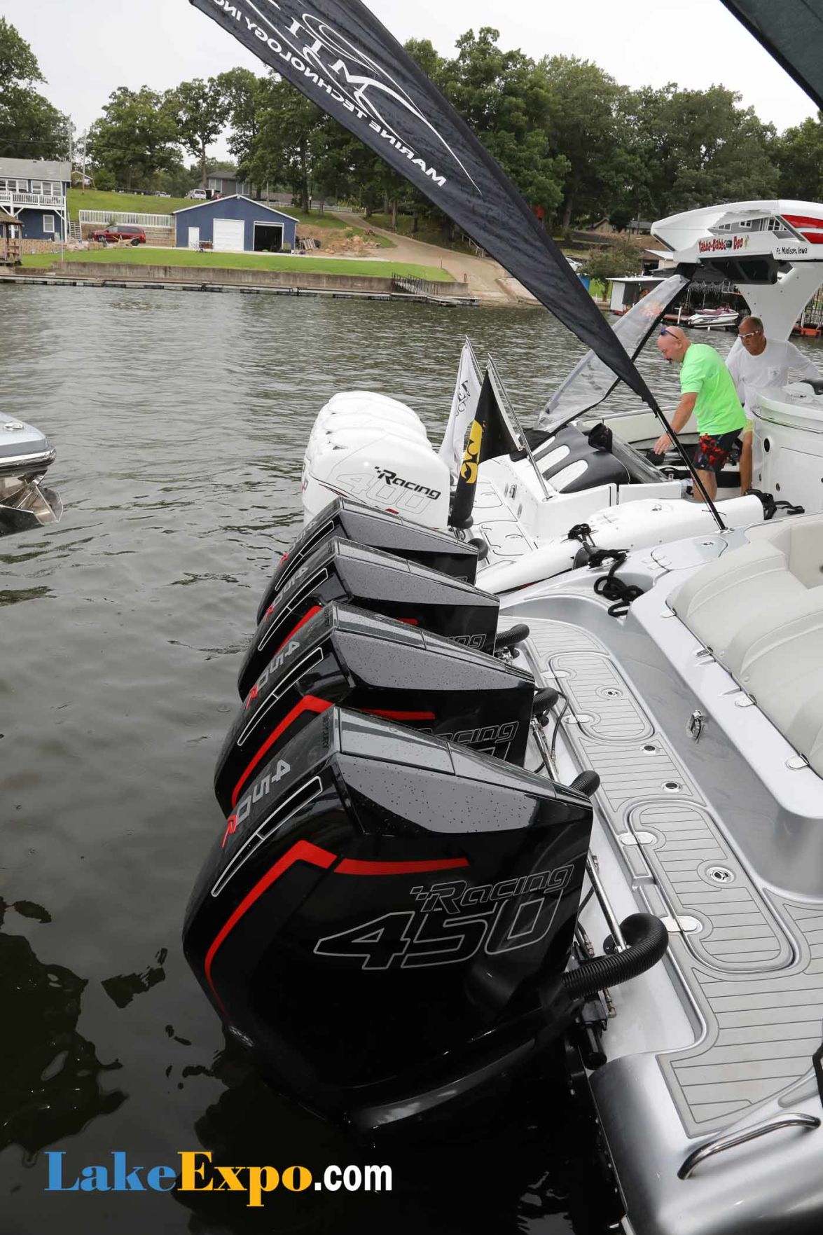 Shootout Boats In The Pits-81.jpg